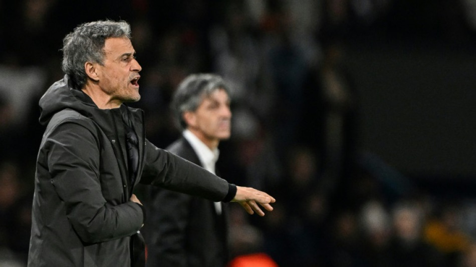 L&iacute;der isolado, PSG "deve lutar" contra falta de motiva&ccedil;&atilde;o na Ligue 1, diz Luis Enrique