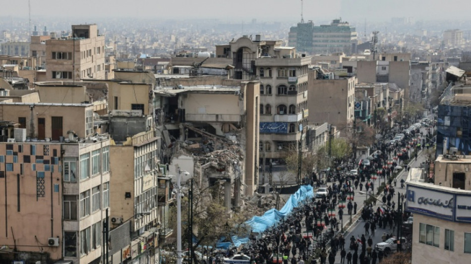 Ir&atilde; ataca instala&ccedil;&otilde;es de petr&oacute;leo no Golfo e provoca aumento dos pre&ccedil;os