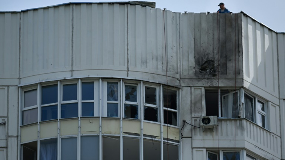 Moscou &eacute; alvo de ataques com drones e Kiev enfrenta novos bombardeios