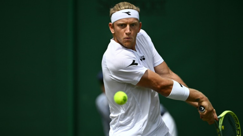 Davidovich y Carballés superan su estreno en Wimbledon, Munar eliminado