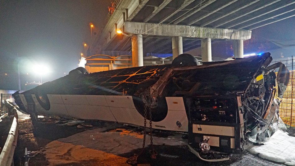 Strage del bus di Mestre, in sette patteggiano a Venezia