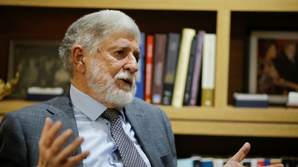 Governo brasileiro alerta que 'intervenção externa' na Venezuela pode 'incendiar' América do Sul