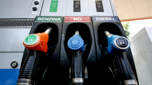 Prezzo petrolio in rialzo, Wti scambiato a 90,50 dollari