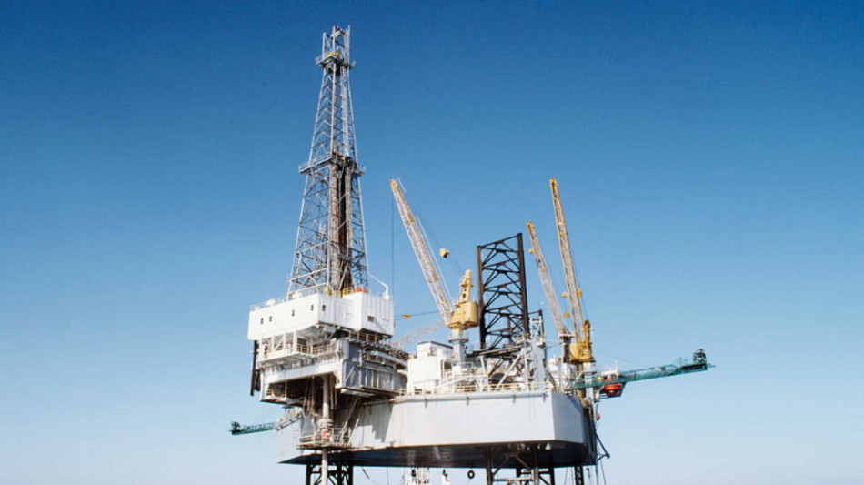 Il petrolio &egrave; in rialzo ma il Wti resta sotto i 60 dollari