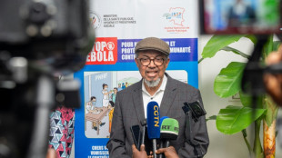 Diretor da OMS visita capital da RDC antes de viajar ao epicentro do surto de ebola