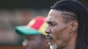 Rigobert Song n&atilde;o &eacute; mais t&eacute;cnico da sele&ccedil;&atilde;o de Camar&otilde;es