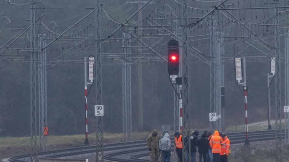 Deux Ukrainiens au service de Moscou soup&ccedil;onn&eacute;s du sabotage d'une voie ferr&eacute;e en Pologne