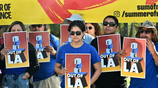 Un alguacil y un inmigrante resultan heridos tras disparos de la policía migratoria en EEUU