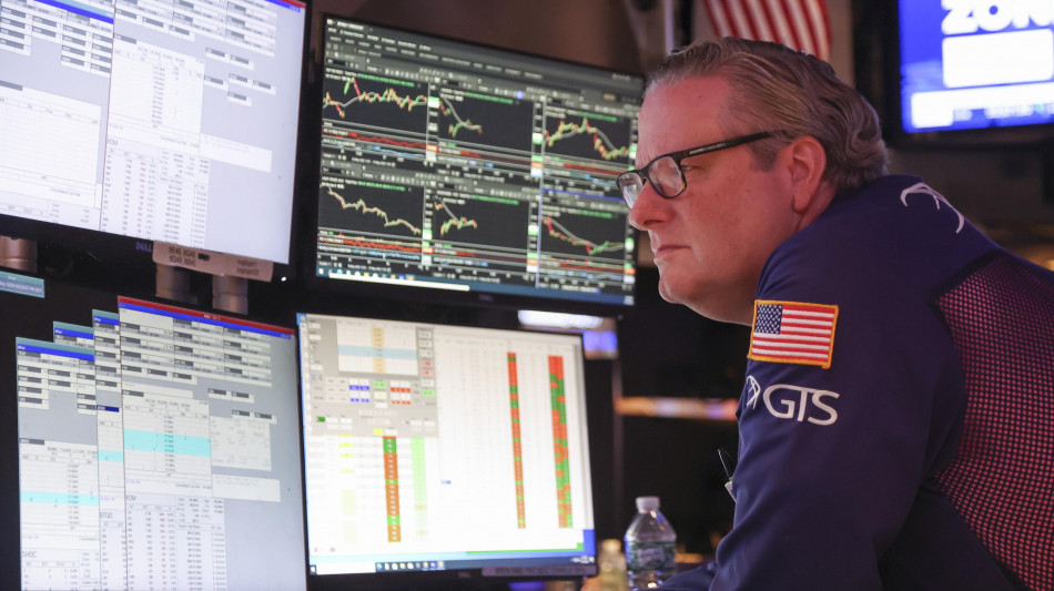 Wall Street apre in rialzo, Dj +0,79%, Nasdaq +1,56%