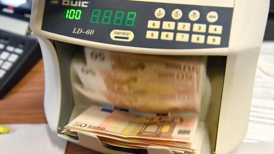 Btp Valore 1,3 miliardi a met&agrave; secondo giorno, Insieme 488 milioni
