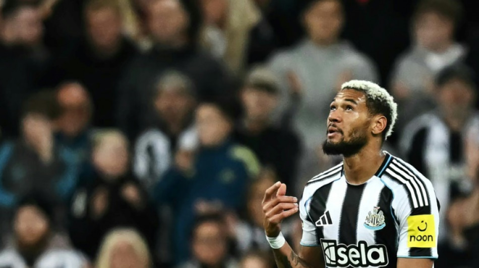 City, Arsenal, Tottenham e Newcastle avançam às oitavas da Copa da Liga Inglesa