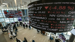 La Bourse de Paris en net repli dans le sillage des tensions entre Europ&eacute;ens et Am&eacute;ricains