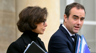 Lecornu envisage un ajustement de son gouvernement apr&egrave;s la s&eacute;quence budg&eacute;taire