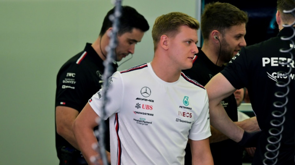 Mick Schumacher seguir&aacute; na Mercedes como piloto reserva
