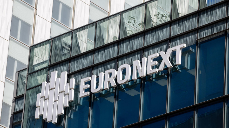 Borsa: l'Europa sale mentre il petrolio scende
