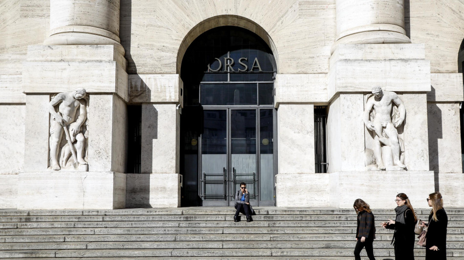Borsa: Milano chiude in rialzo (+0,41%)