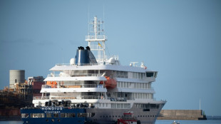 Primeras evacuaciones de ocupantes del crucero Hondius en las islas Canarias
