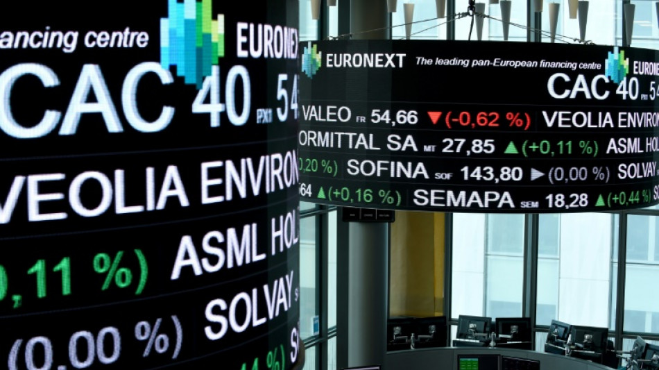 La Bourse de Paris termine en hausse, sur fond d'incertitudes douanières