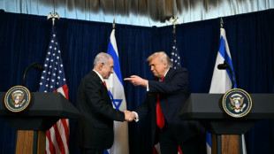 Trump warns Hamas, Iran after Netanyahu talks