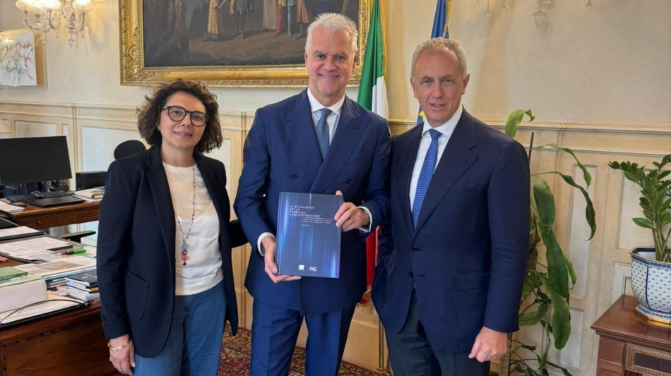 Made in Italy, un libro racconta le eccellenze nelle istituzioni