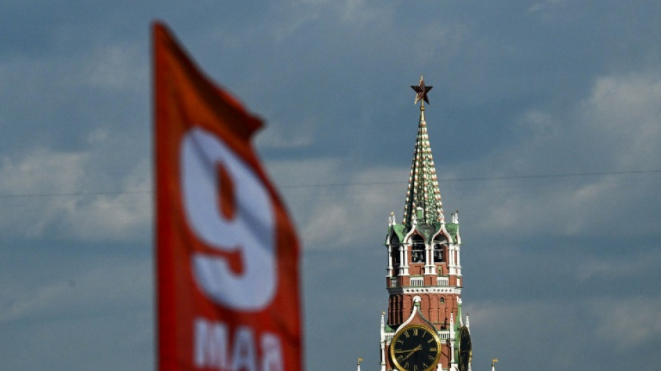 Putin celebra a los soldados rusos desplegados en Ucrania en pomposo desfile por el Día de la Victoria