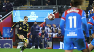 Man Utd cruise into Women's Champions League quarters