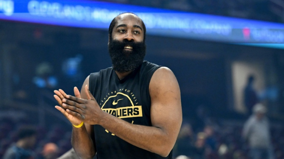 Harden fractures thumb in blow to in-form Cavaliers