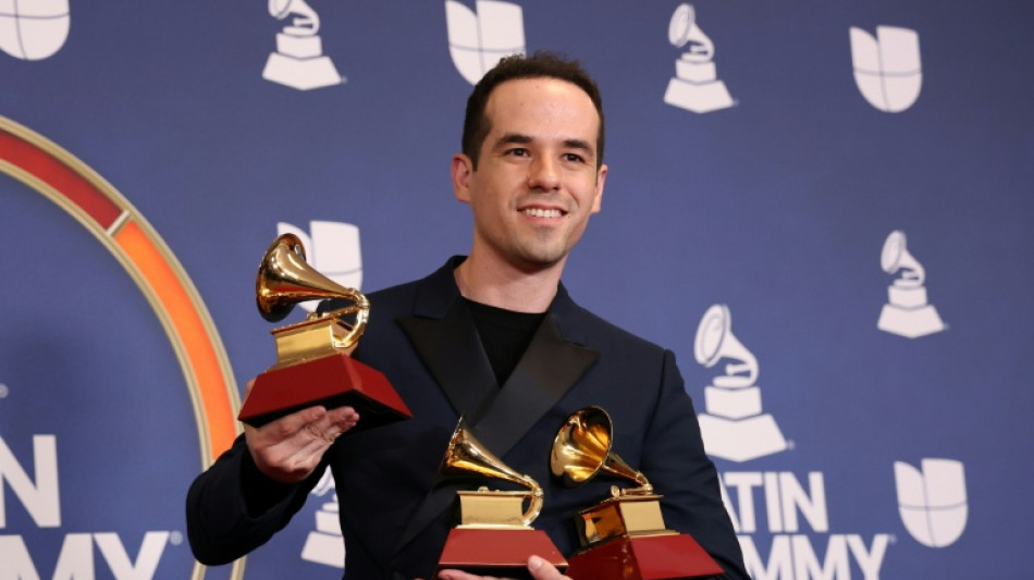 Karol G, Rosal&iacute;a y CA7RIEL & Paco Amoroso, entre los m&aacute;s nominados a los Grammy Latinos