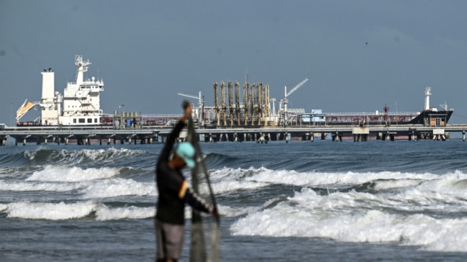 Venezuela busca aumentar su producci&oacute;n petrolera un 18% en 2026 con una reforma legislativa