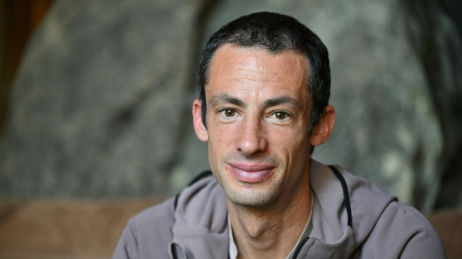 El montañista español Kilian Jornet conquista EEUU al escalar 72 "cuatromiles" en un mes