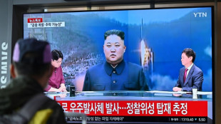 Coreia do Norte lan&ccedil;a sat&eacute;lite de reconhecimento militar, que 'cai no mar'
