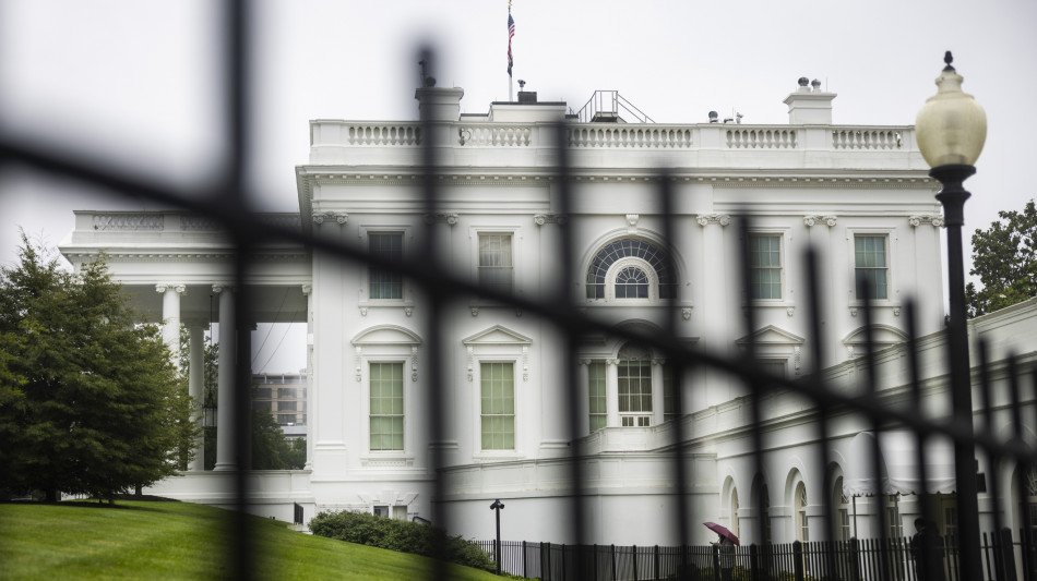 Cnn, Trump parlerà oggi con Netanyahu