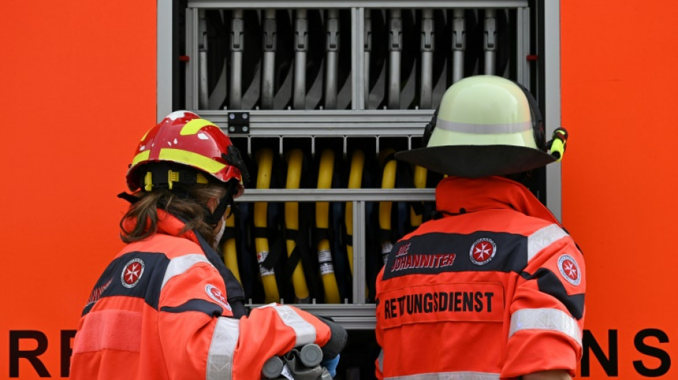 Ein Toter nach Explosion in Gewerbegebiet in Nordrhein-Westfalen 
