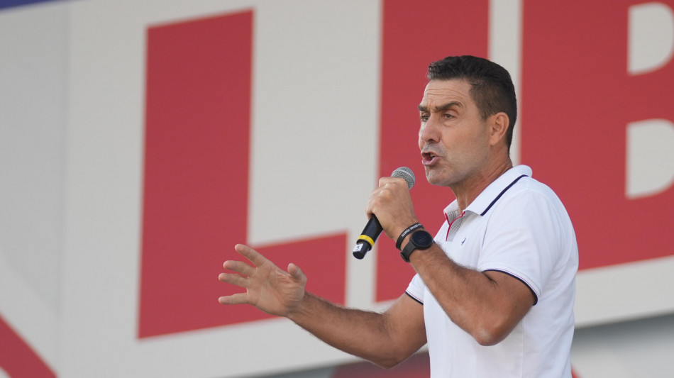 Vannacci, alla Camera &egrave; morta la democrazia, Mattarella intervenga