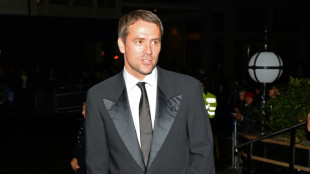 Michael Owen dar&iacute;a "sus ojos" para ayudar a su hijo a recobrar la vista