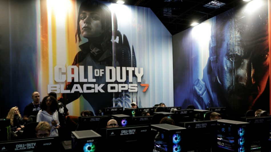 El nuevo videojuego de "Call of Duty" apuesta por el futuro en su pulso con "Battlefield"